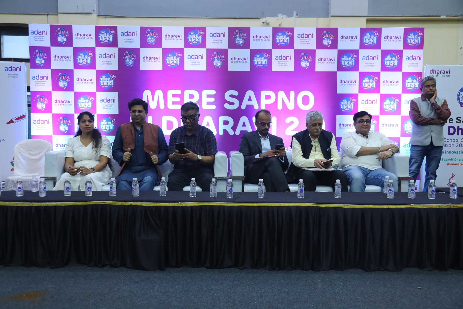 Mere Sapno Ki Dharavi 2.0 — Guests on stage