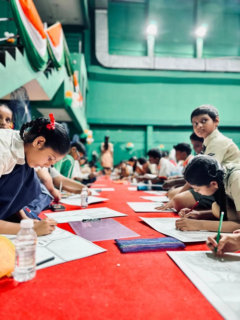 Mere Sapno Ki Dharavi 2.0 — Students participating in the drawing workshop